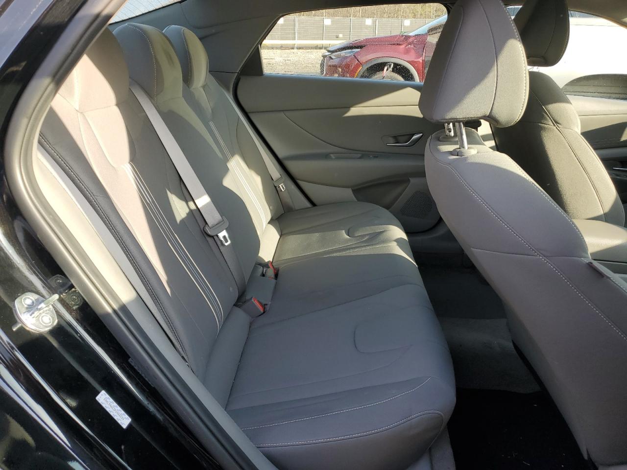2023 Hyundai Elantra - Image 10