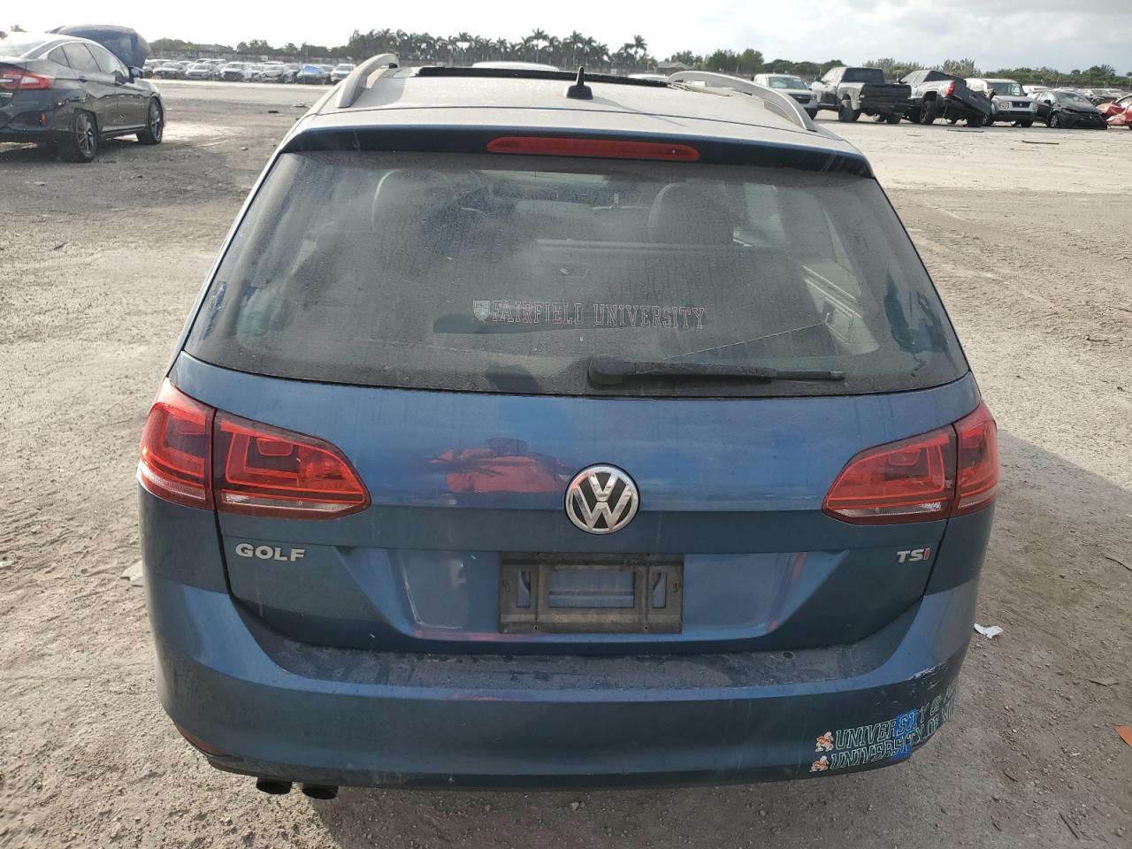 2016 Volkswagen Golf - Image 6