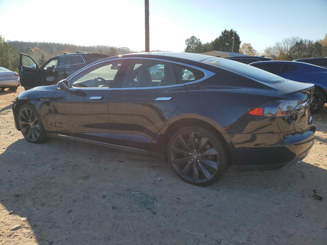 VIN 5YJSA1H29FFP71262 2015 TESLA MODEL S no.2