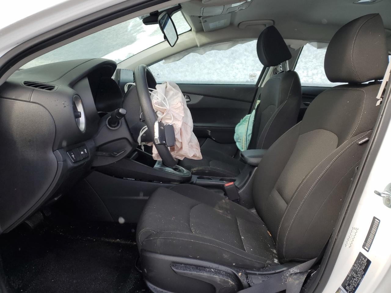 2021 Kia Forte - Image 7