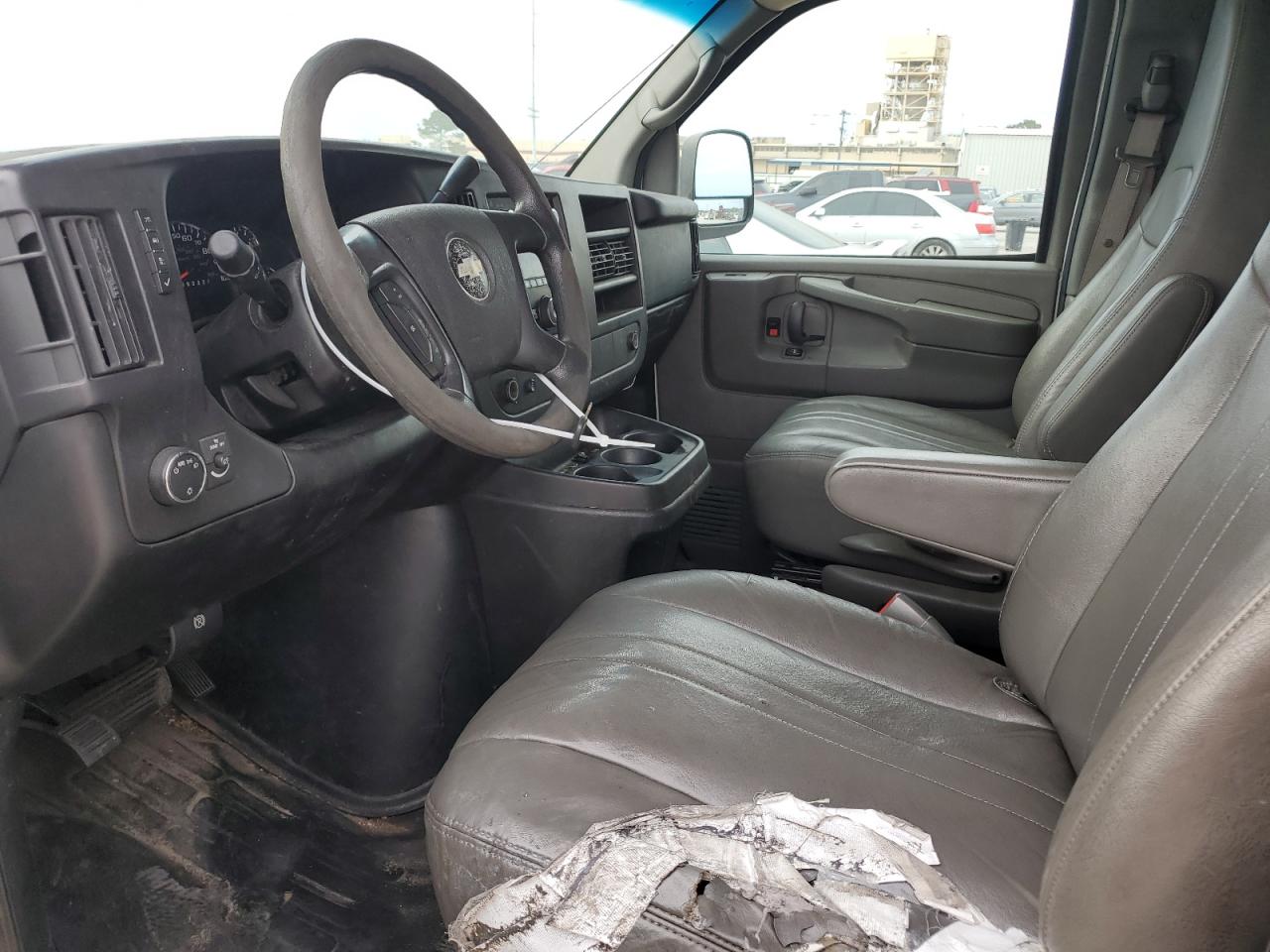 2014 Chevrolet Express - Image 7