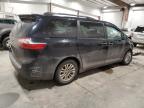 2016 Toyota Sienna Xle იყიდება Milwaukee-ში, WI - Front End