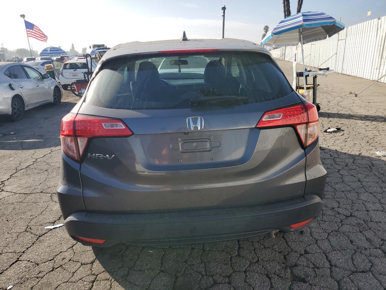 VIN 3CZRU5H3XJM721037 2018 HONDA HR-V no.6