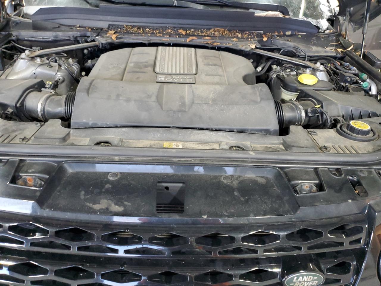 2014 Land Rover Range Rover - Image 12