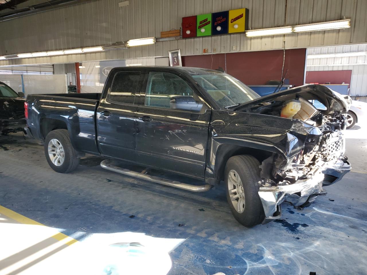 2015 Chevrolet Silverado - Image 4