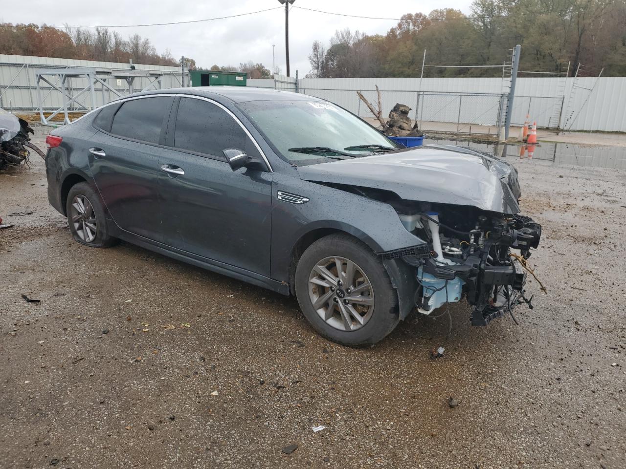 2020 Kia Optima - Image 4