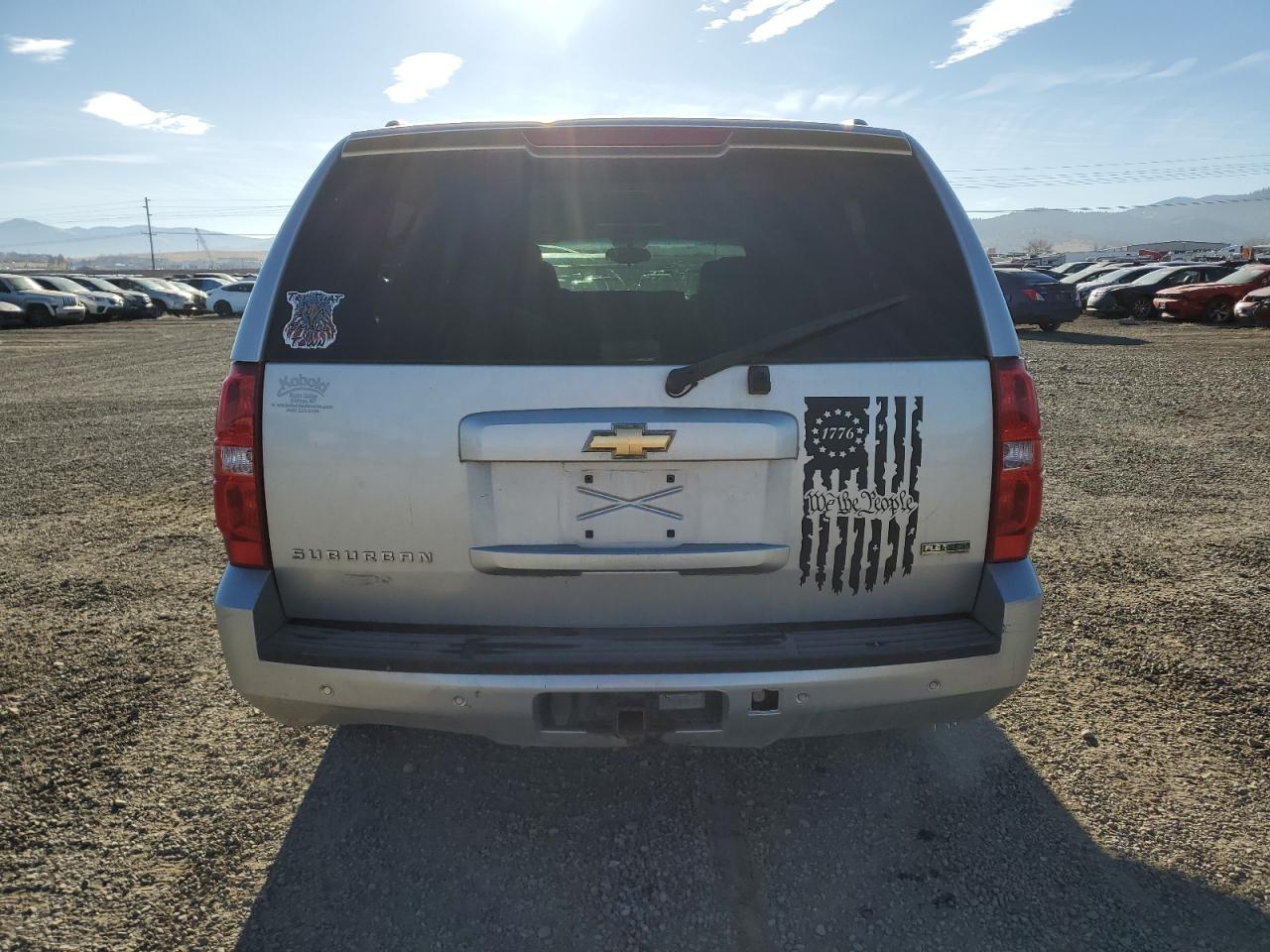 2010 Chevrolet Suburban - Image 6