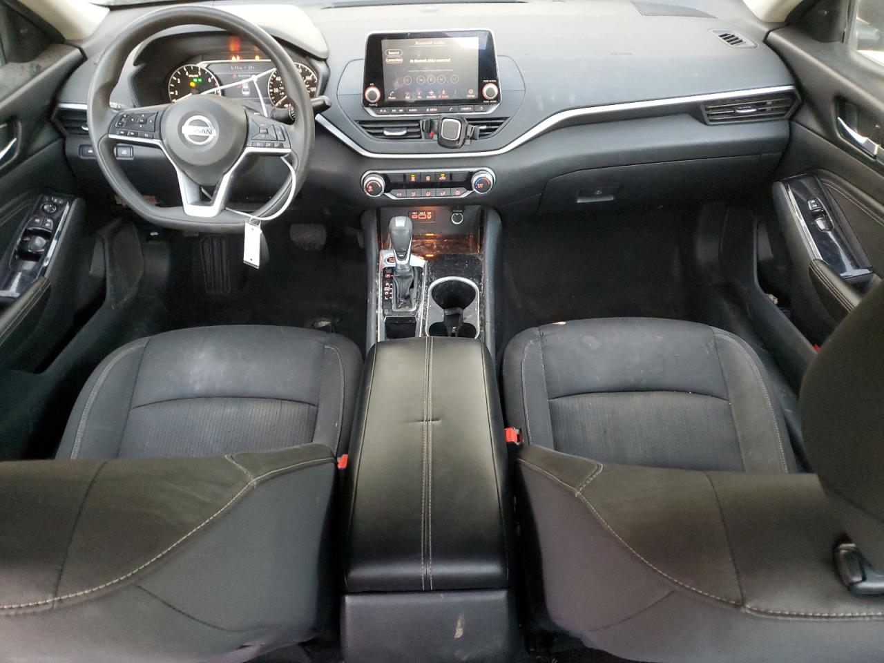 2021 Nissan Altima - Image 8