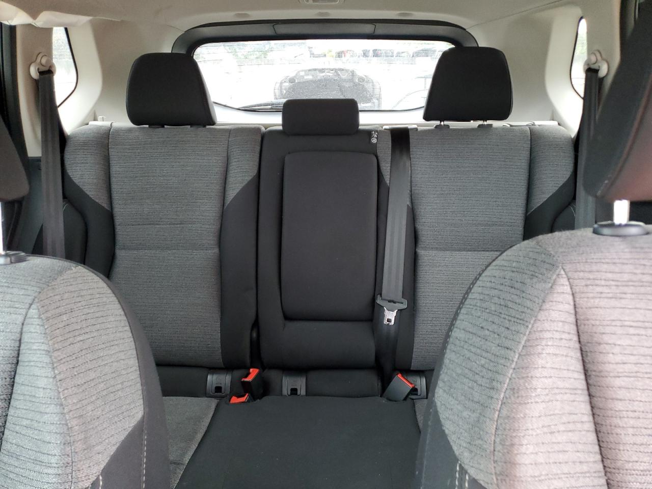 2021 Nissan Rogue - Image 10