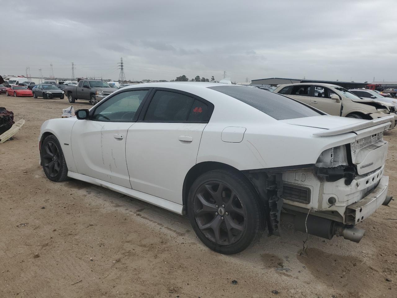 2C3CDXCT0KH539222 2019 DODGE CHARGER - Image 2