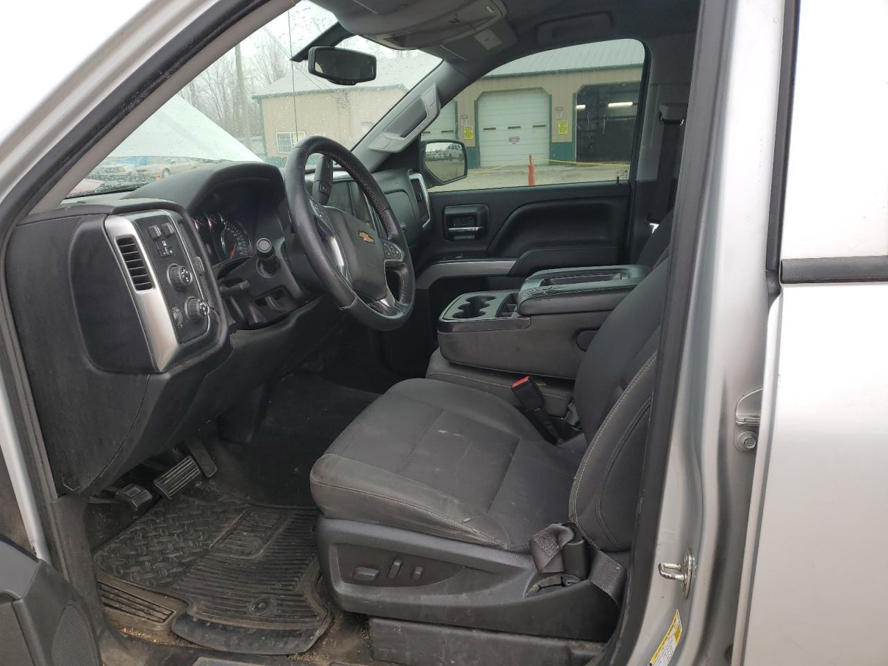 2016 Chevrolet Silverado - Image 7