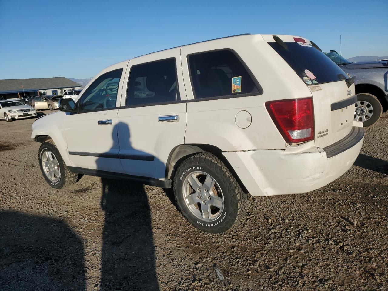 2007 Jeep Grand Cherokee - Image 2