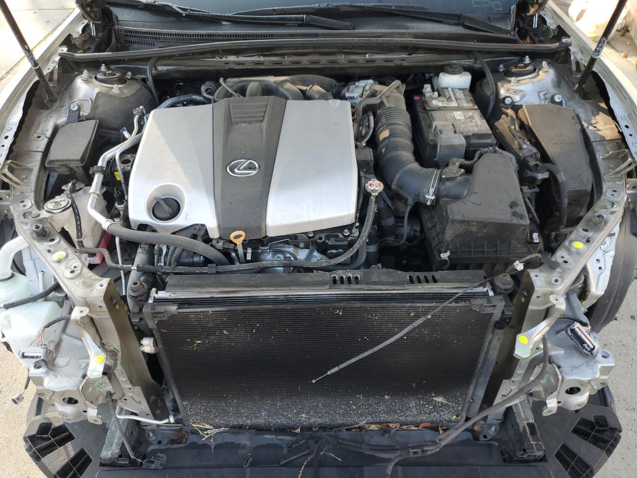 2019 Lexus ES - Image 13