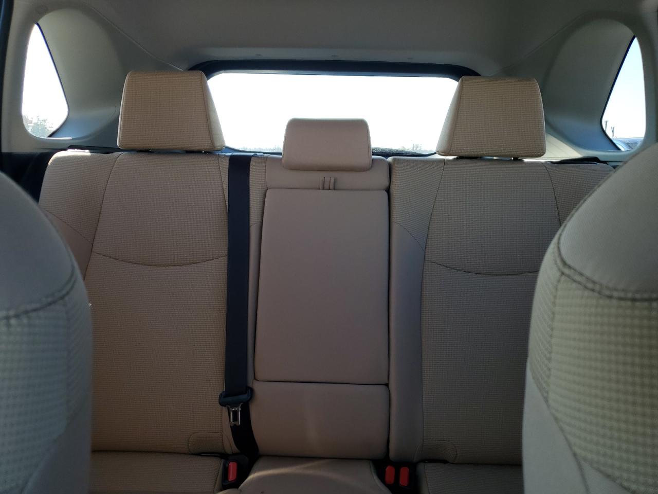 2024 Kia K5 - Image 10