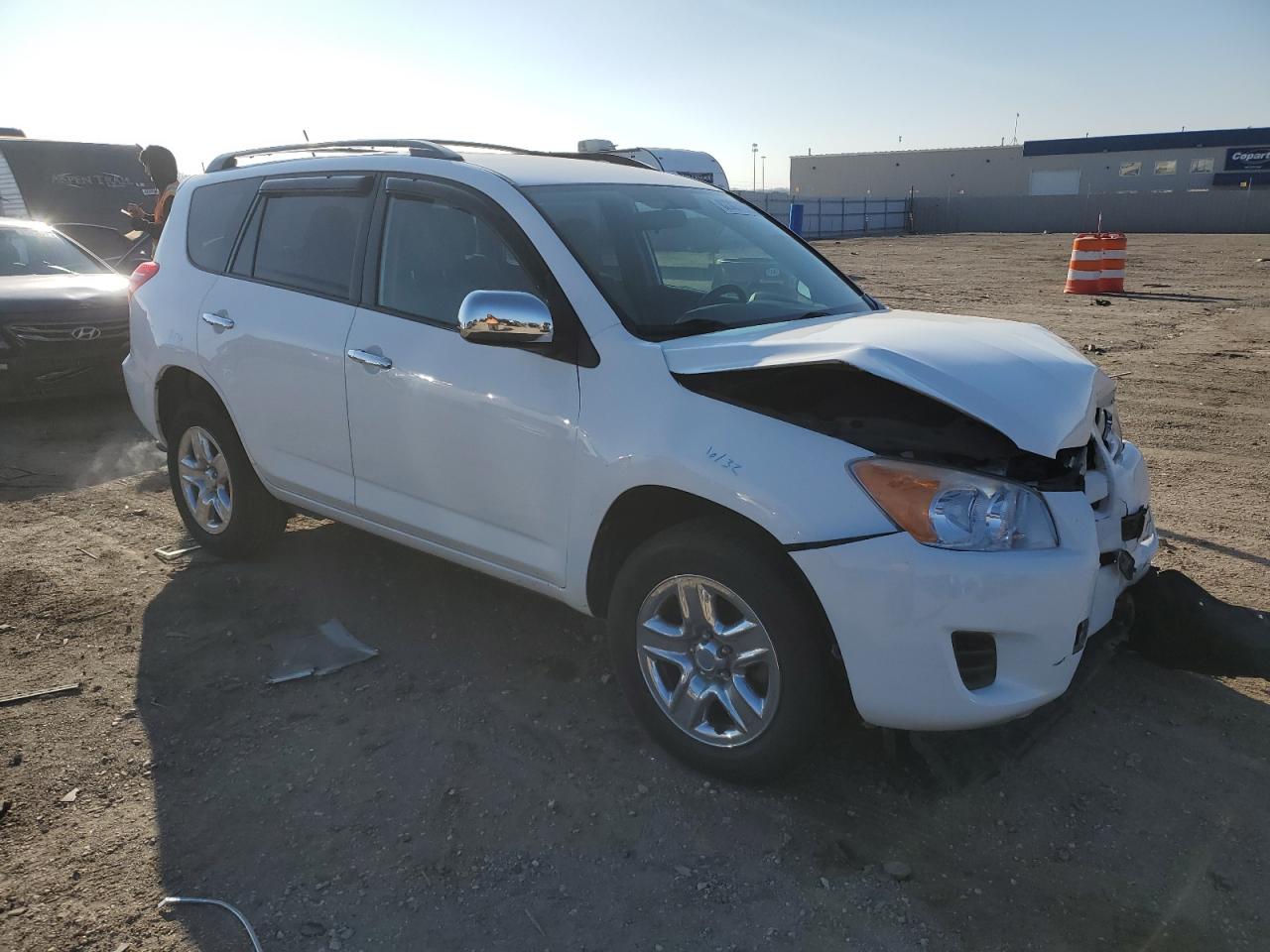 2012 Toyota RAV 4 - Image 4