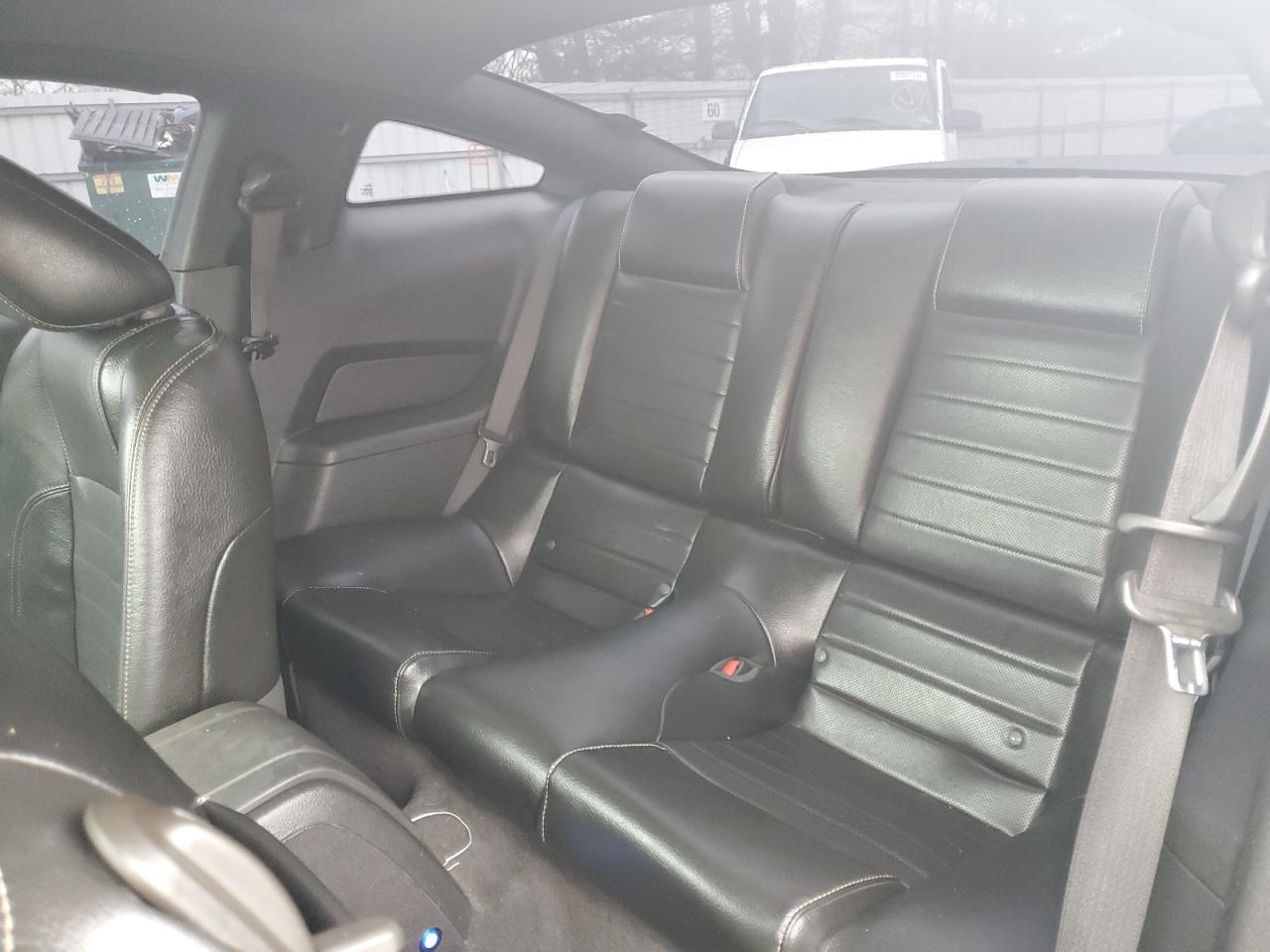 2010 Ford Mustang - Image 11