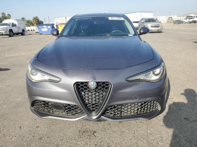  ALFA ROMEO GIULIA 2018 Szary
