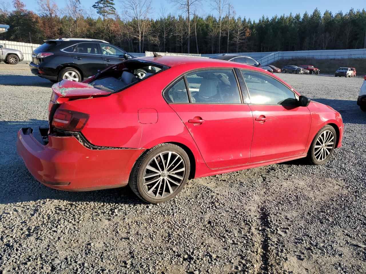 2016 Volkswagen Jetta - Image 3