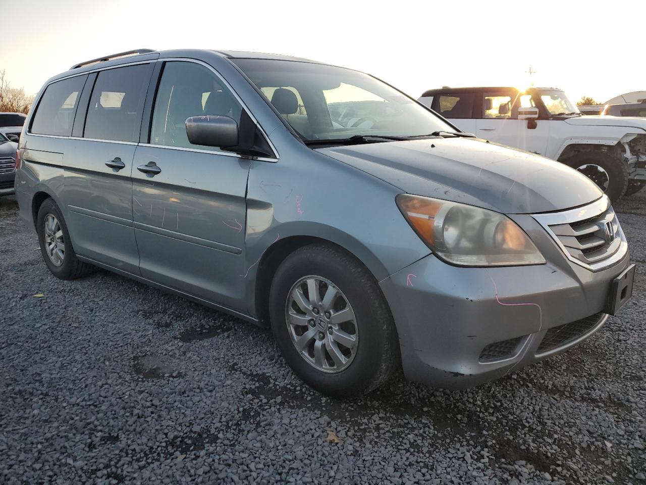 2010 Honda Odyssey - Image 4