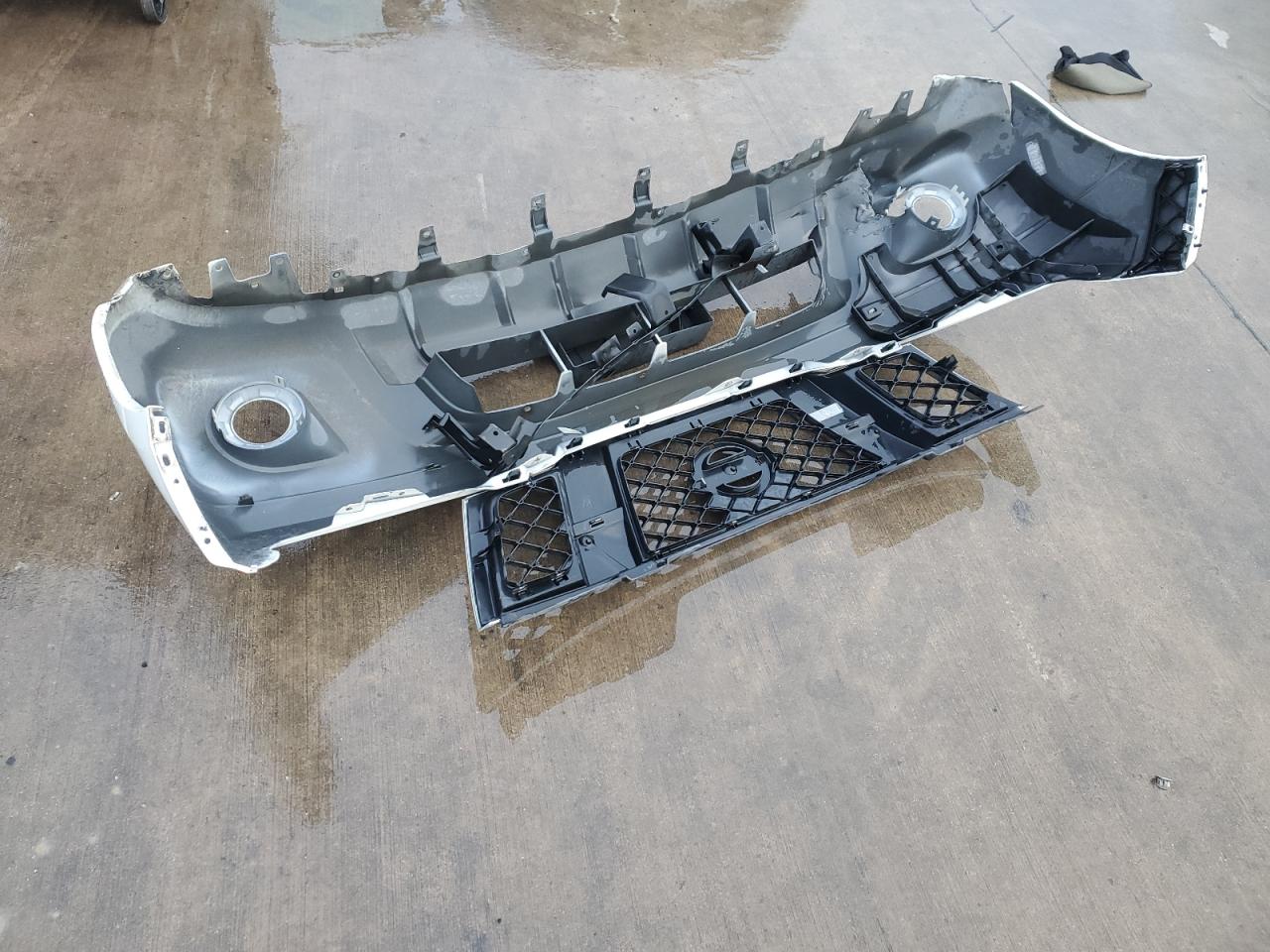 2019 Nissan Navara (Frontier) - Image 12