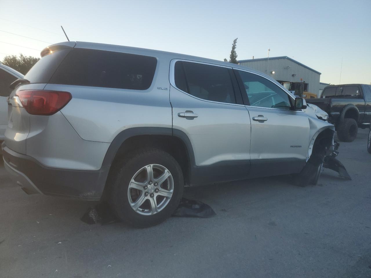 2019 GMC Acadia - Image 3