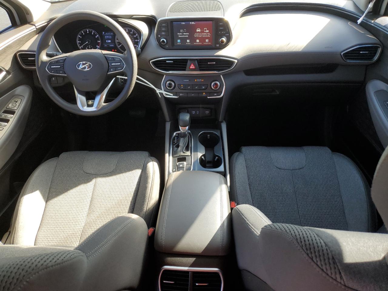 2020 Hyundai Santa Fe - Image 8