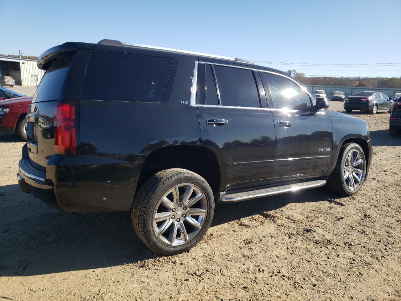 2015 Chevrolet Tahoe - Image 3