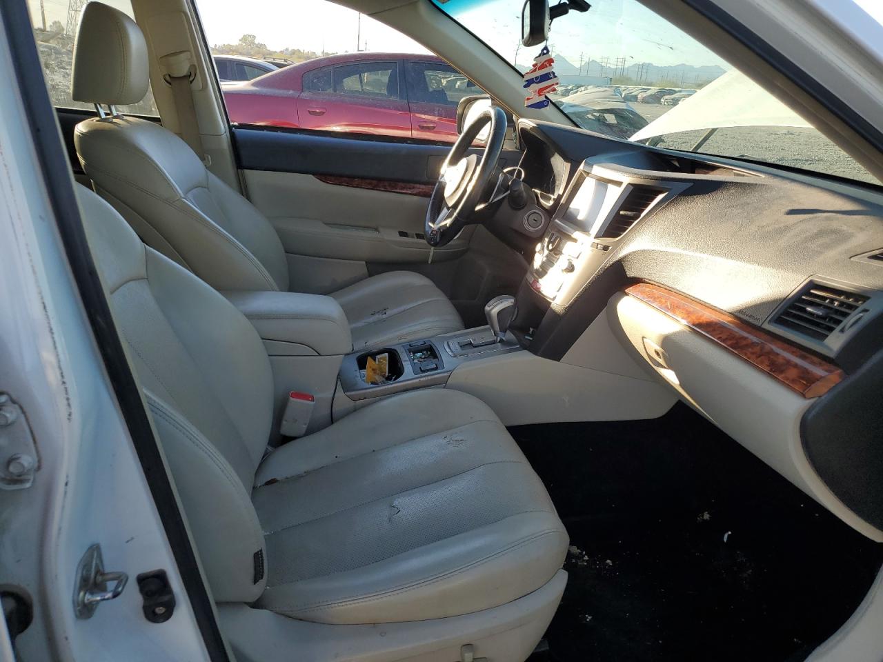 2011 Subaru Outback 2.5I Limited VIN: 4S4BRBLC0B3315555 Lot: 84175034