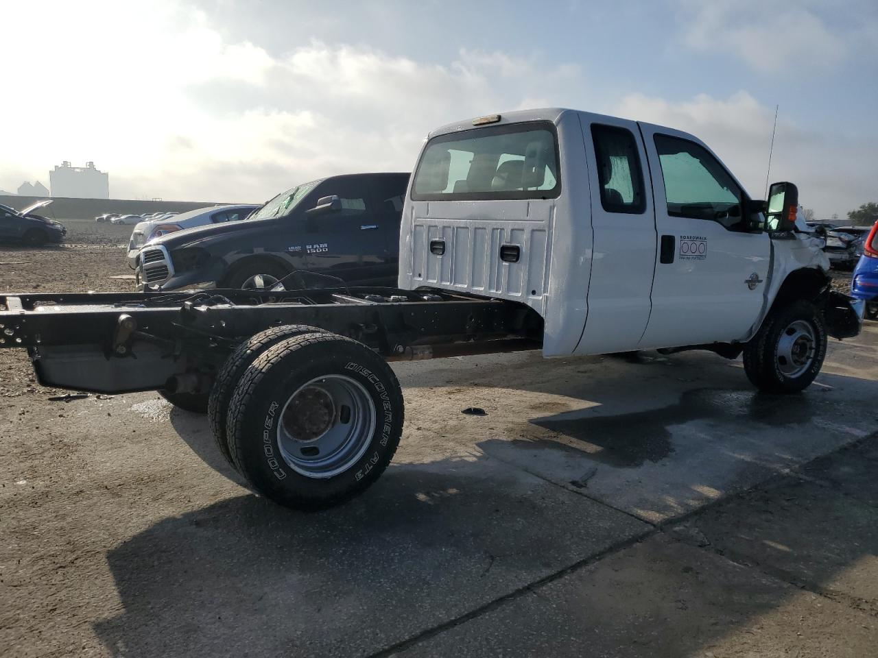 VIN 1FD8X3HT0DEB58941 2013 FORD F350 no.3