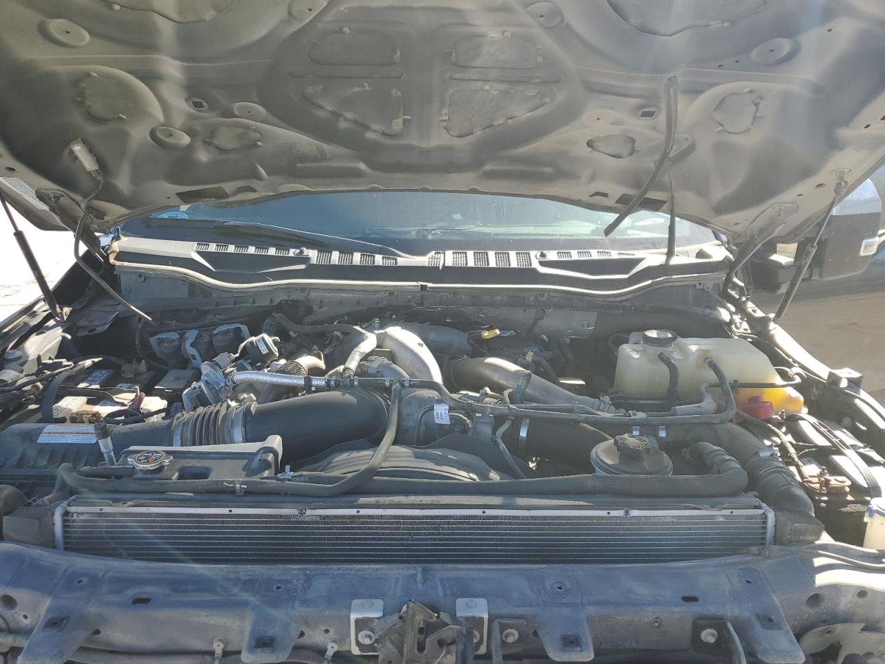 2020 Ford F350 - Image 11