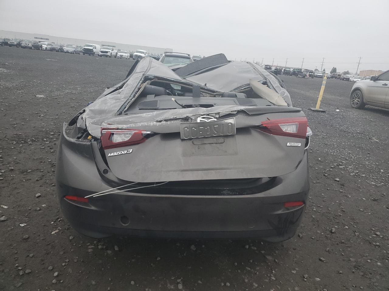 2014 Mazda 3 - Image 6