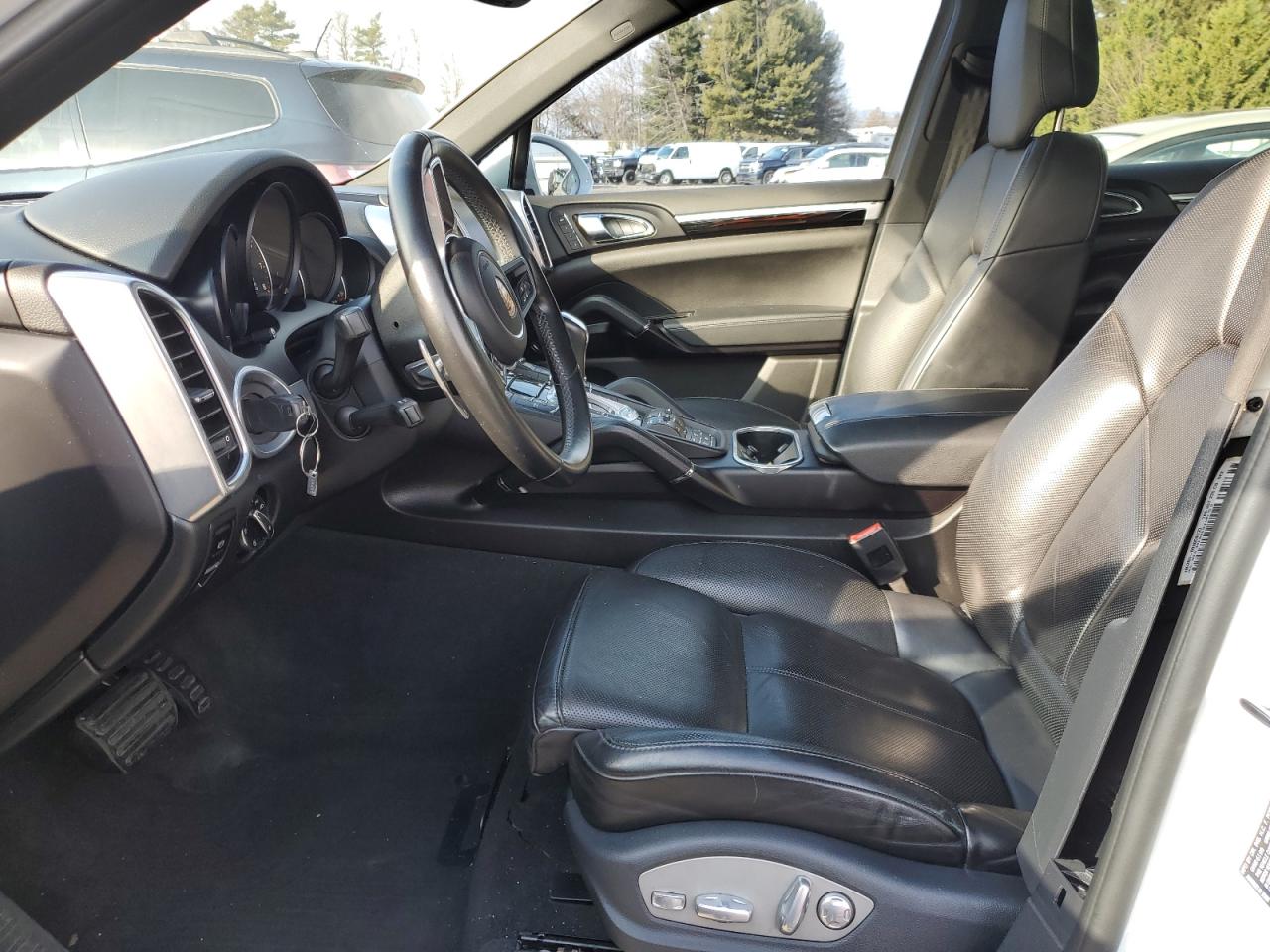 2016 Porsche Cayenne - Image 7