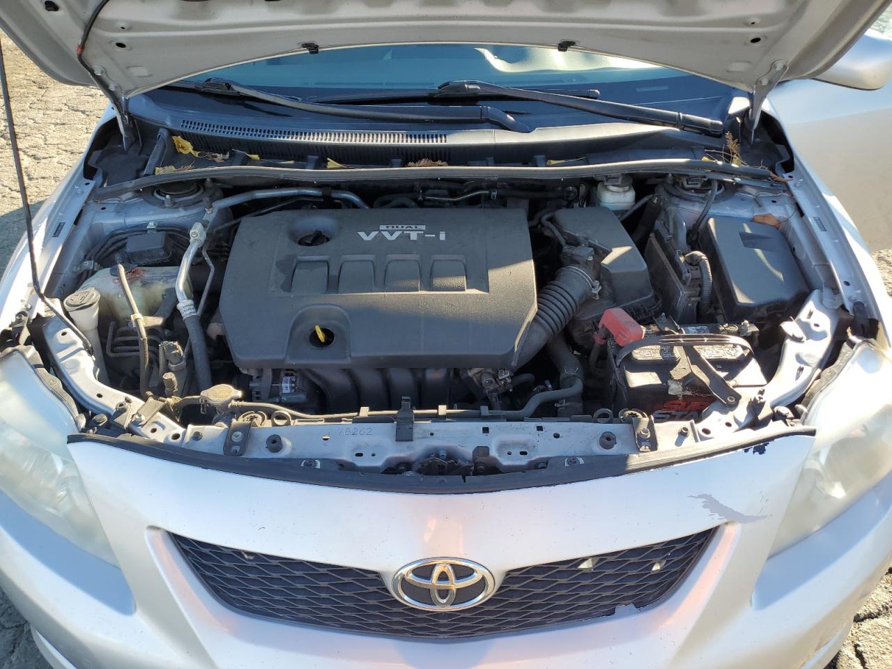 2010 Toyota Corolla - Image 12