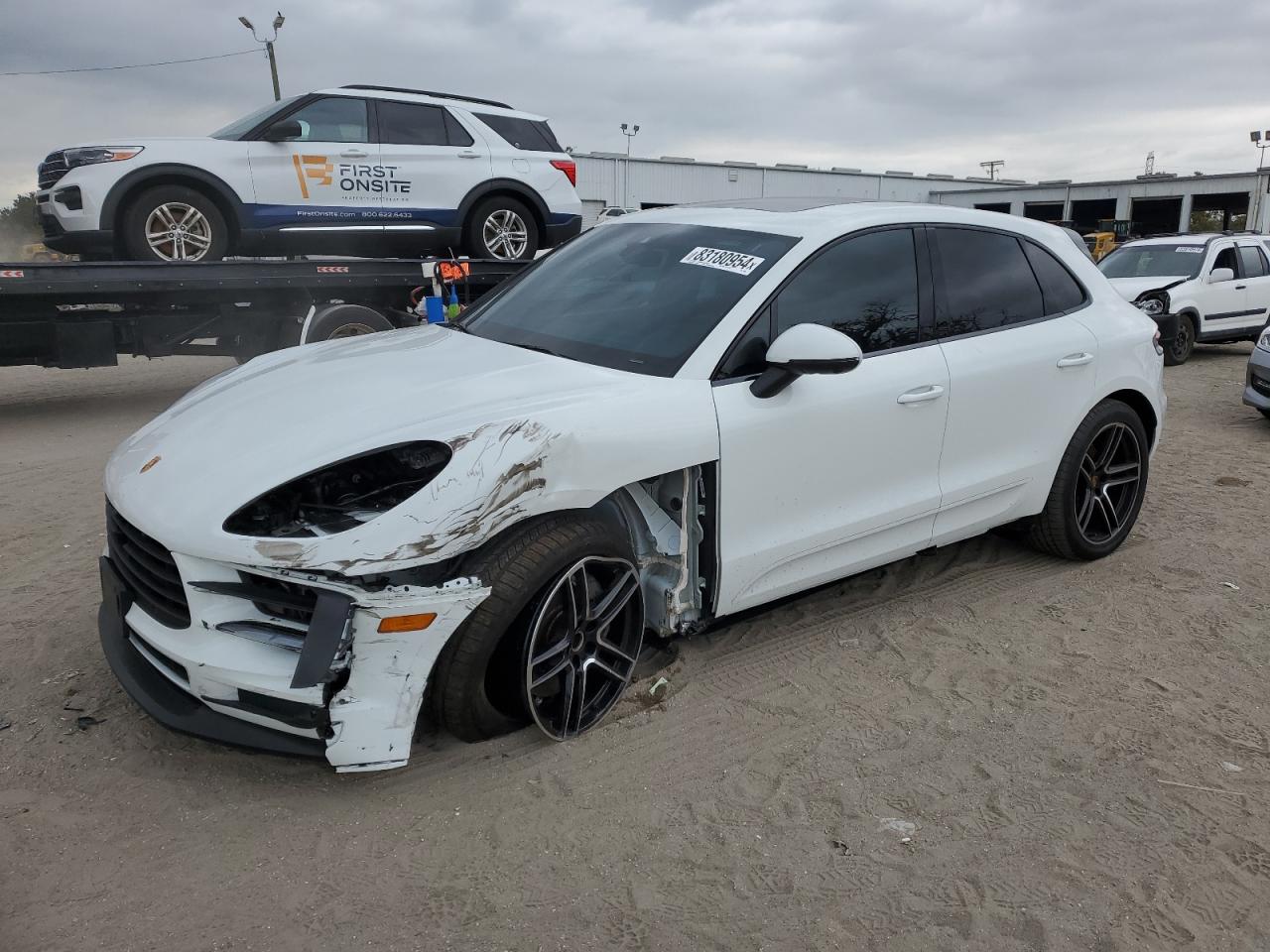 2021 Porsche Macan - Image 1