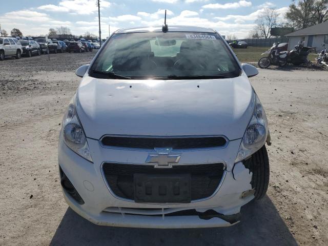 Hatchbacks CHEVROLET SPARK 2015 Biały