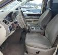 2010 Chrysler Town & Country Touring للبيع في Ellwood City، PA - Front End