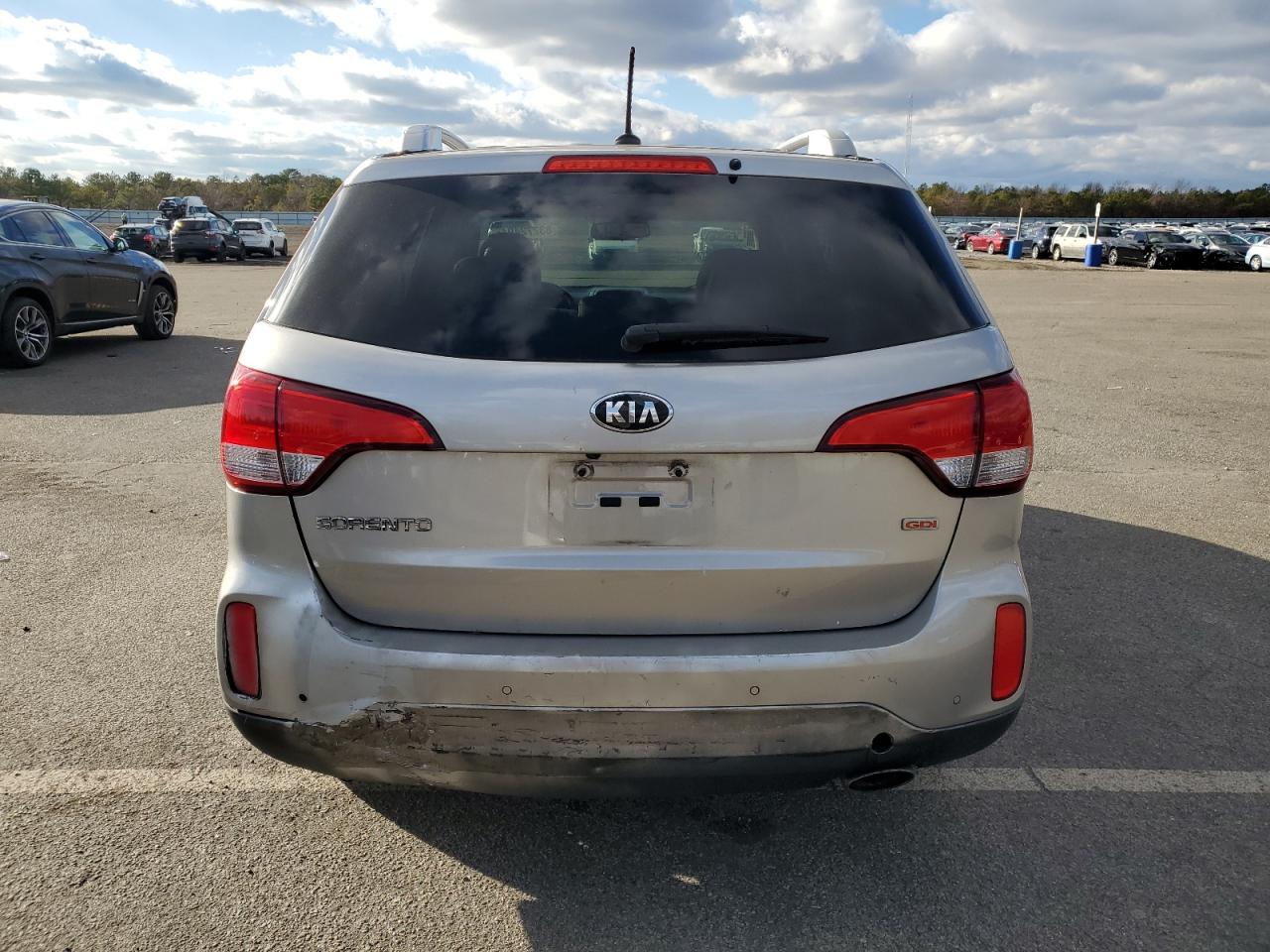 2015 Kia Sorento Lx VIN: 5XYKTCA66FG607754 Lot: 83272494