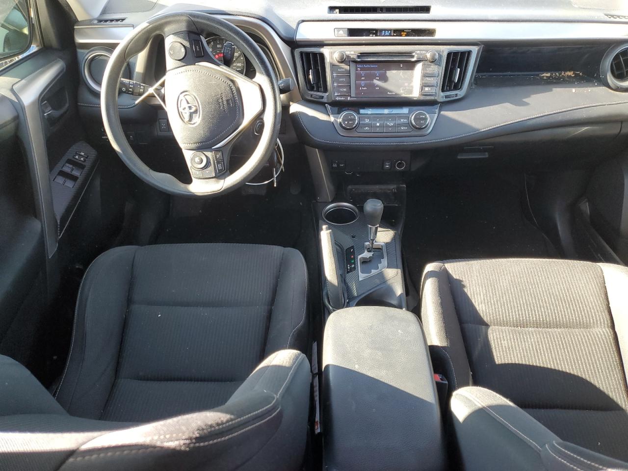 2015 Toyota RAV 4 - Image 8