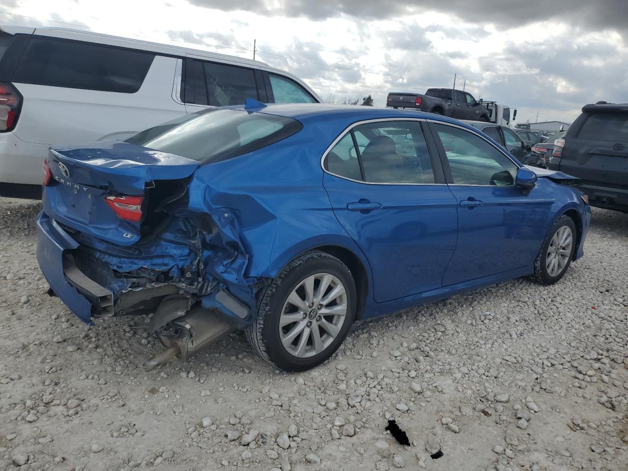 2020 Toyota Camry - Image 3