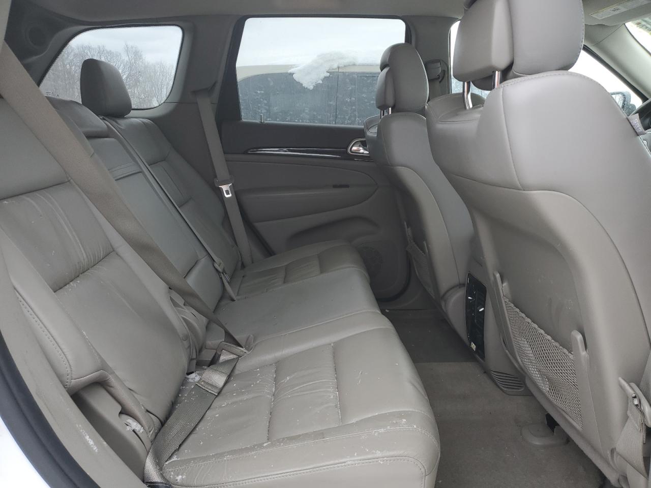 2013 Jeep Grand Cherokee - Image 11