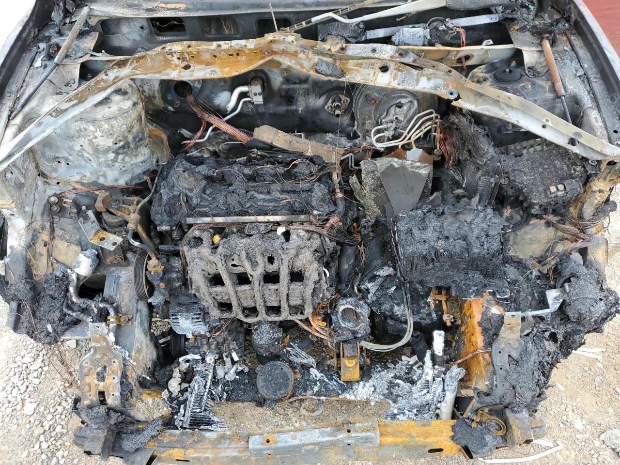 2011 Hyundai Santa Fe - Image 12