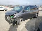 2017 Toyota Sienna Le продається в Van Nuys, CA - Front End