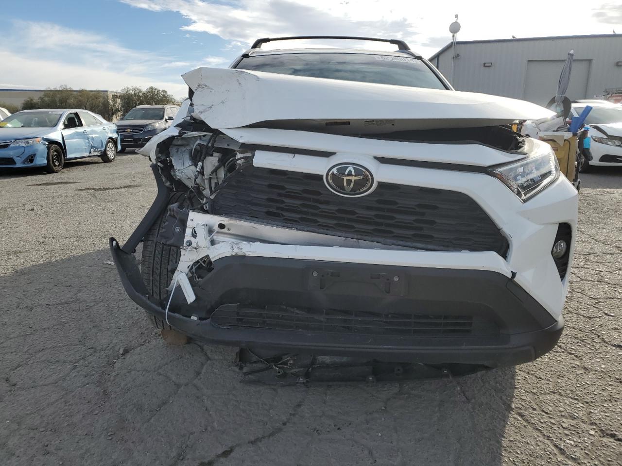 2019 Toyota RAV 4 - Image 5
