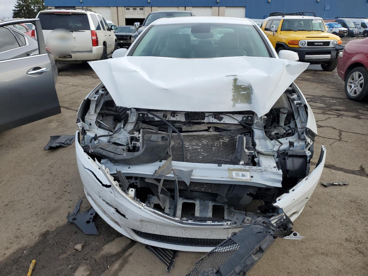 VIN 1G4PP5SK5G4154689 2016 BUICK VERANO no.5