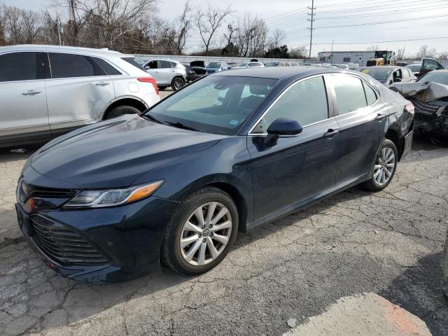  TOYOTA CAMRY 2018 Granatowy