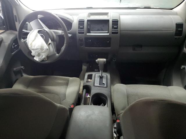 Пикапы NISSAN FRONTIER 2013 Серебристый