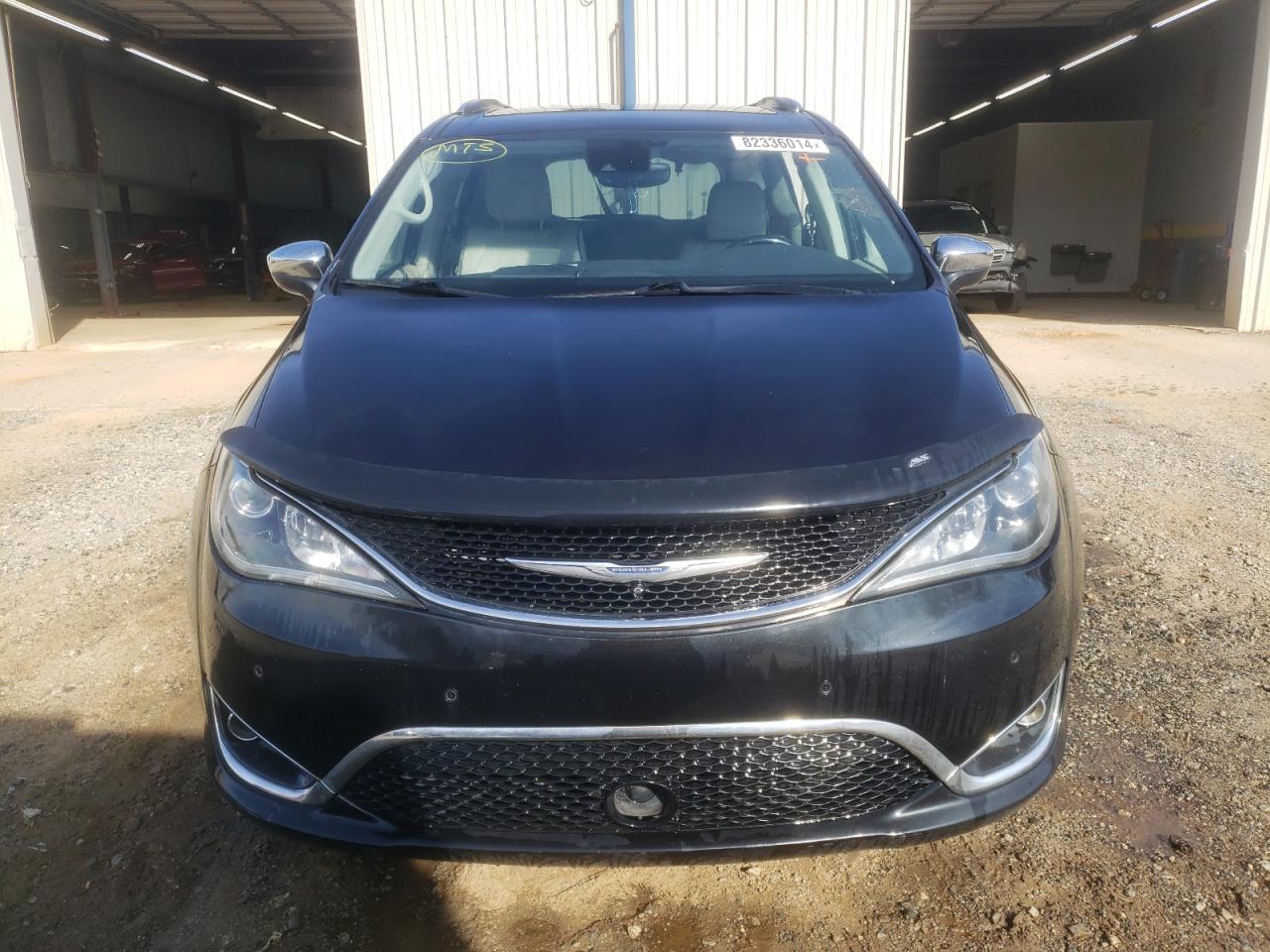 2017 Chrysler Pacifica - Image 5