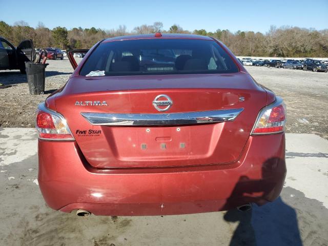  NISSAN ALTIMA 2015 Красный