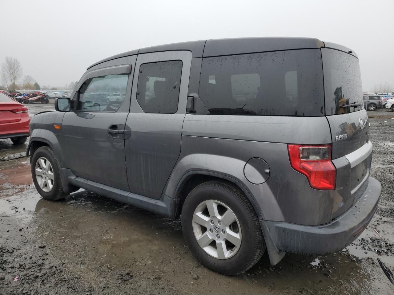 2010 Honda Element - Image 2