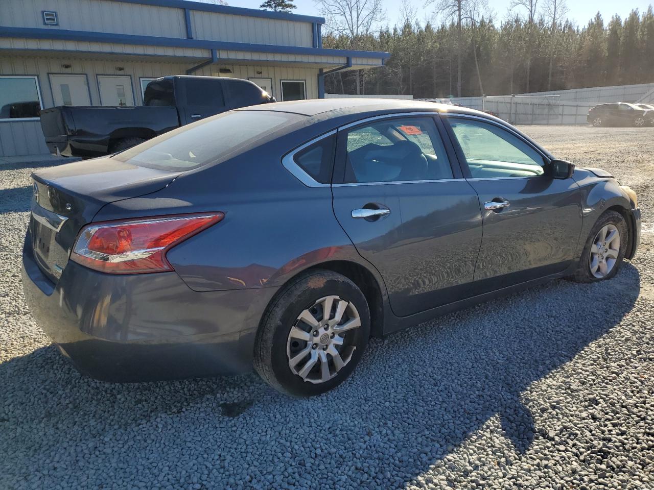 2013 Nissan Altima - Image 3